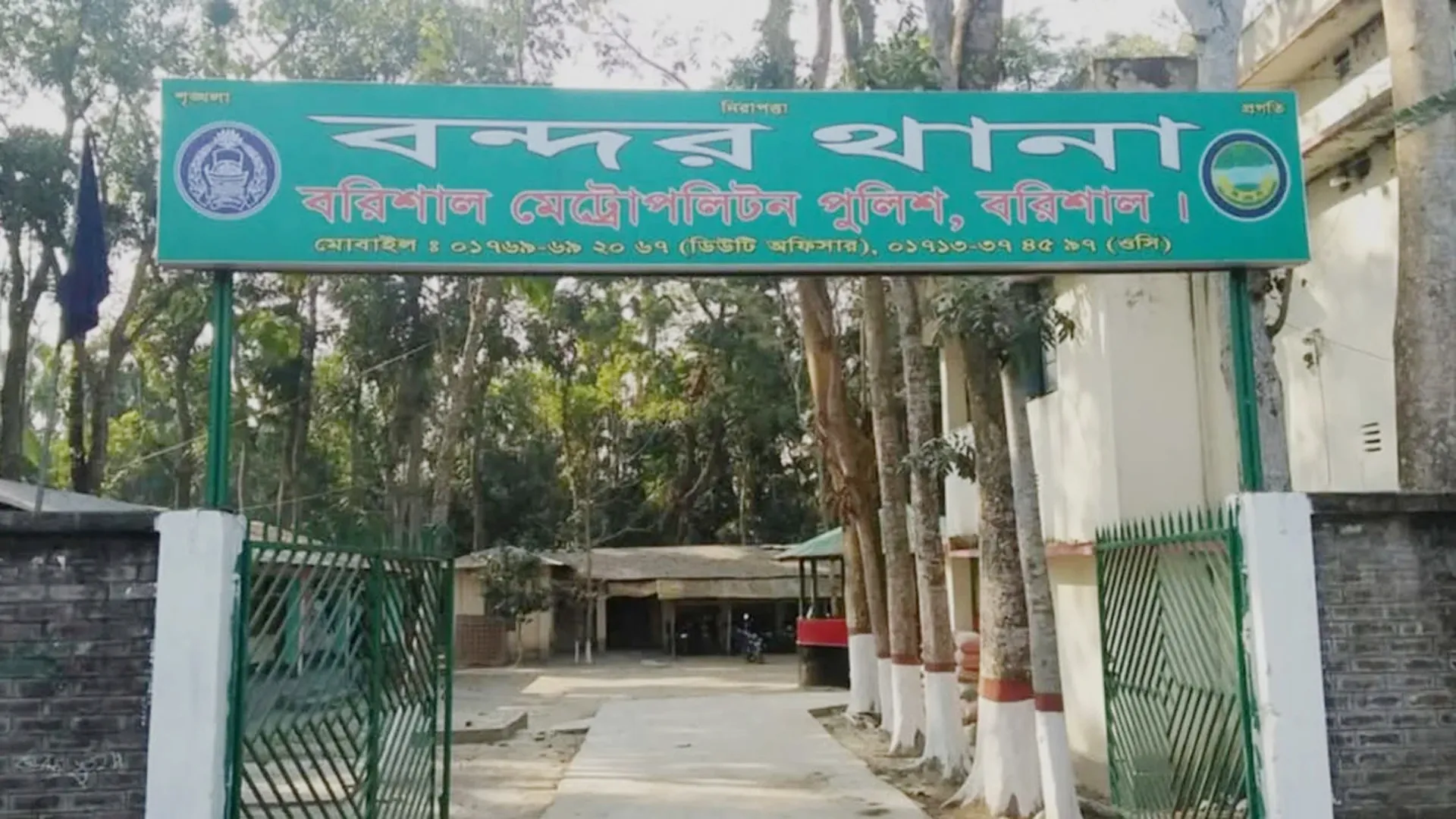 আসামি ধরতে গিয়ে হামলার শিকার এএসআইসহ ২ পুলিশ 